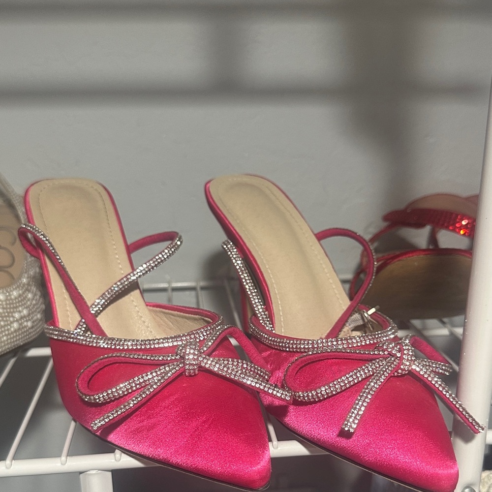 SHEIN Fuchsia Satin Heels with Rhinestone Bow